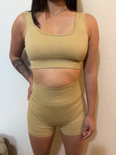 Load image into Gallery viewer, Boujee active set
